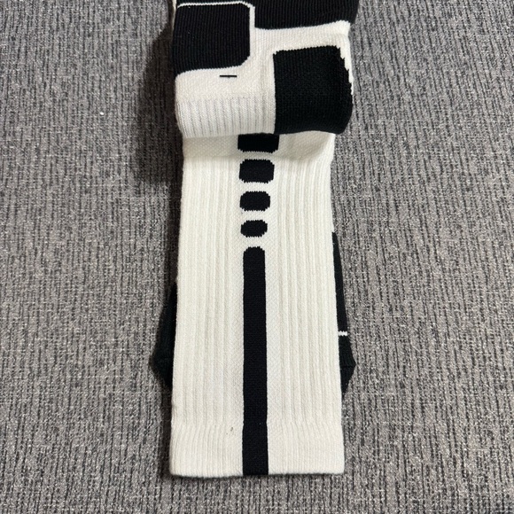 Nike Men’s Sock Bundle - Picture 6 of 16